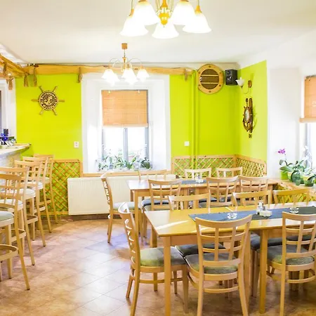 Pensión U Přístavu Pomezi nad Ohri